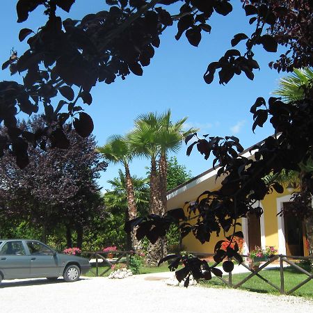 B & B Oasi Rosciano  Экстерьер фото