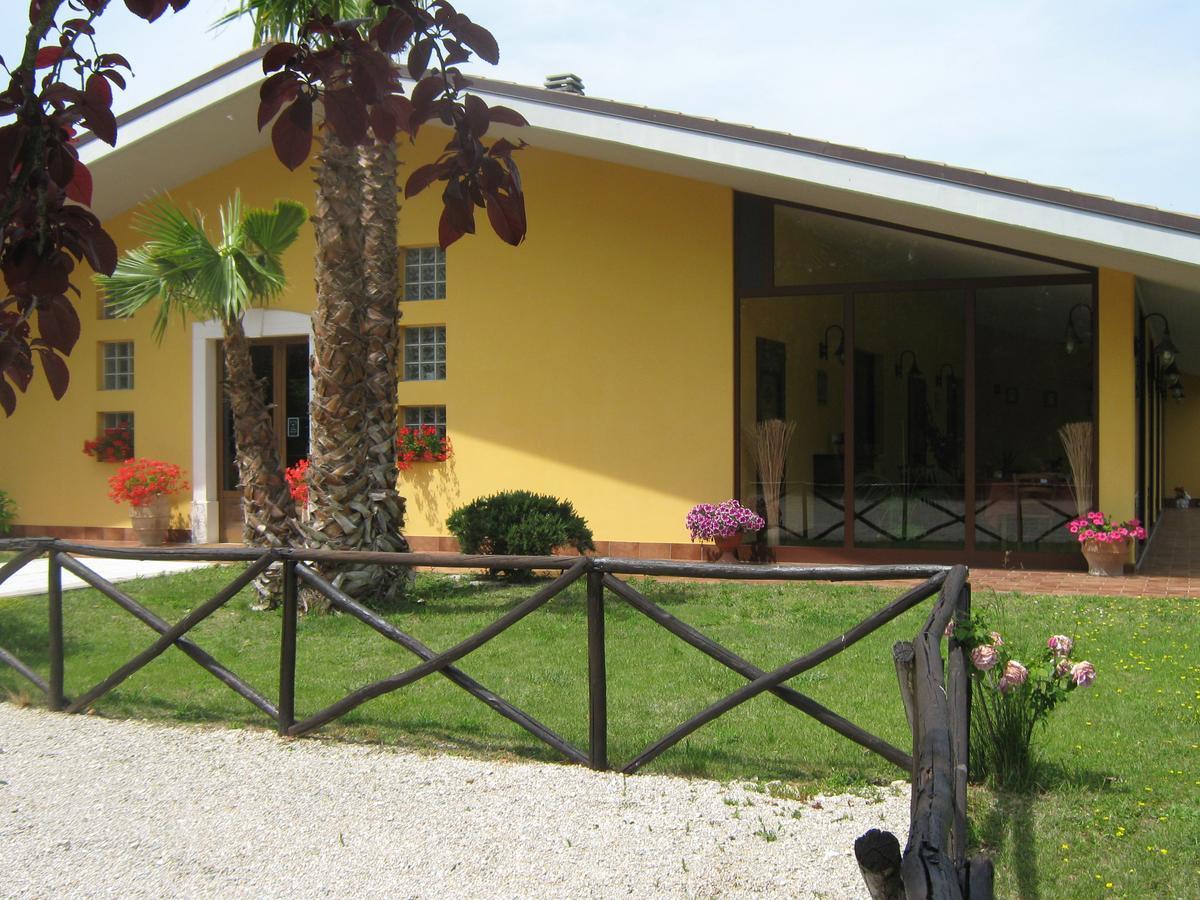 B & B Oasi Rosciano  Экстерьер фото