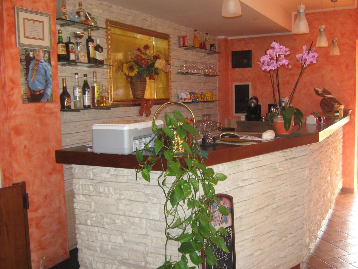 B & B Oasi Rosciano  Экстерьер фото