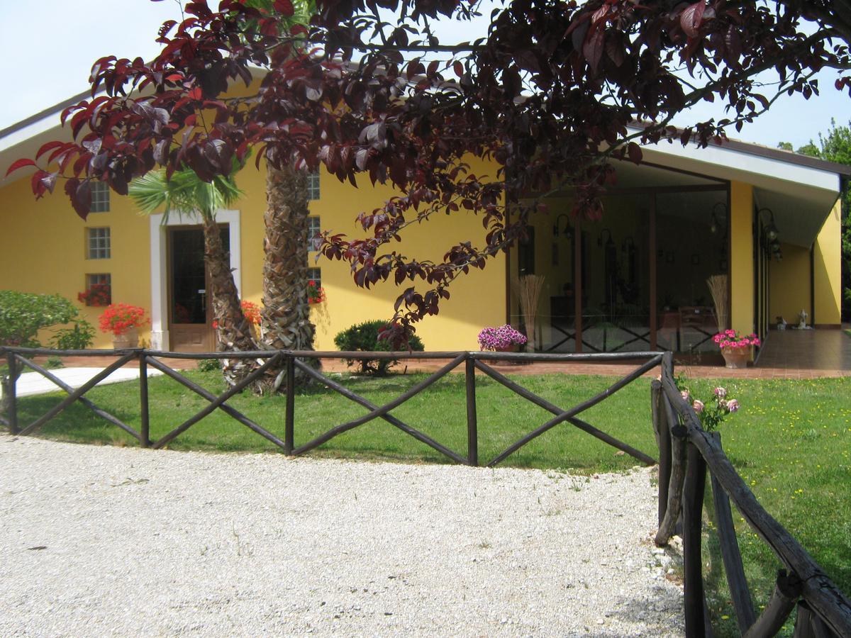 B & B Oasi Rosciano  Экстерьер фото