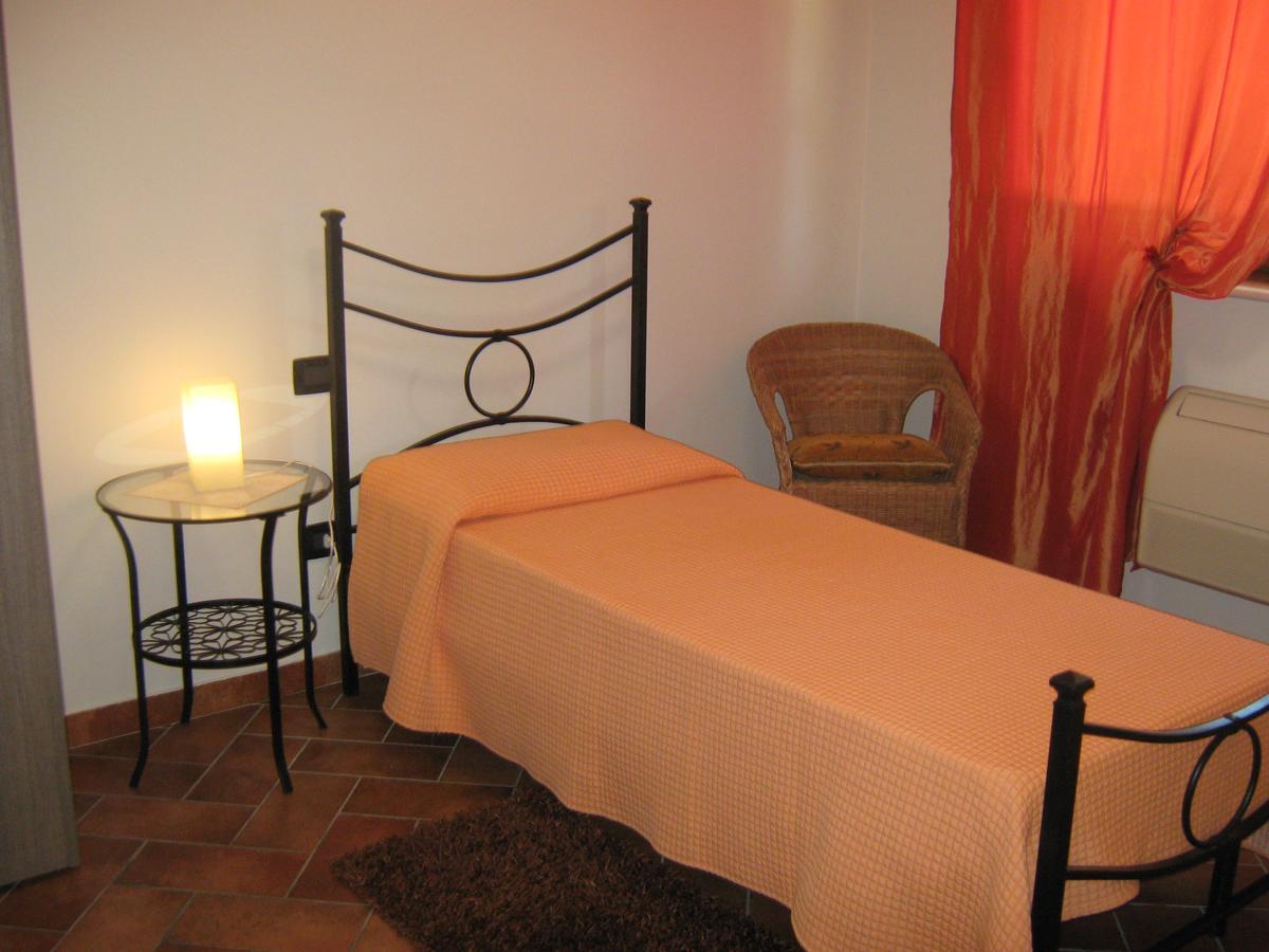 B & B Oasi Rosciano  Экстерьер фото