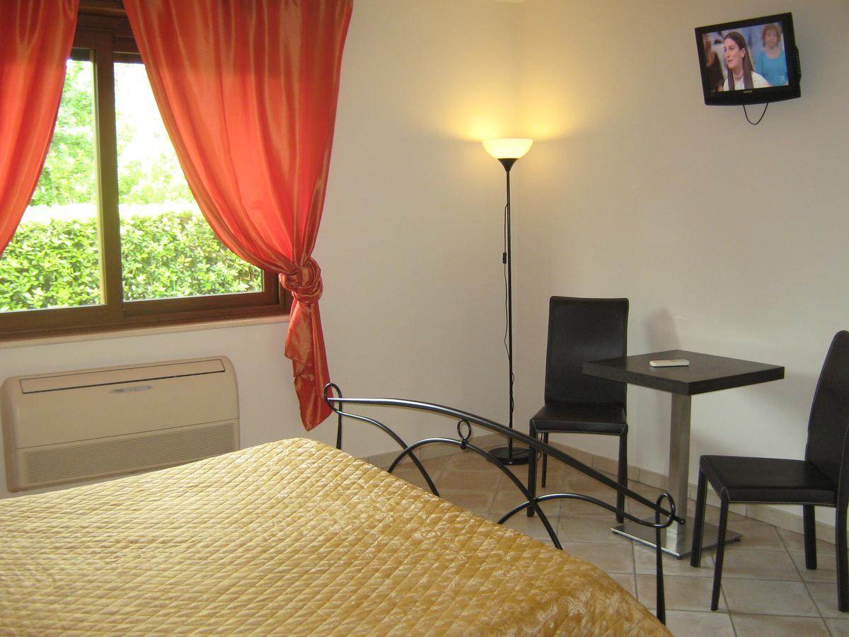 B & B Oasi Rosciano  Экстерьер фото